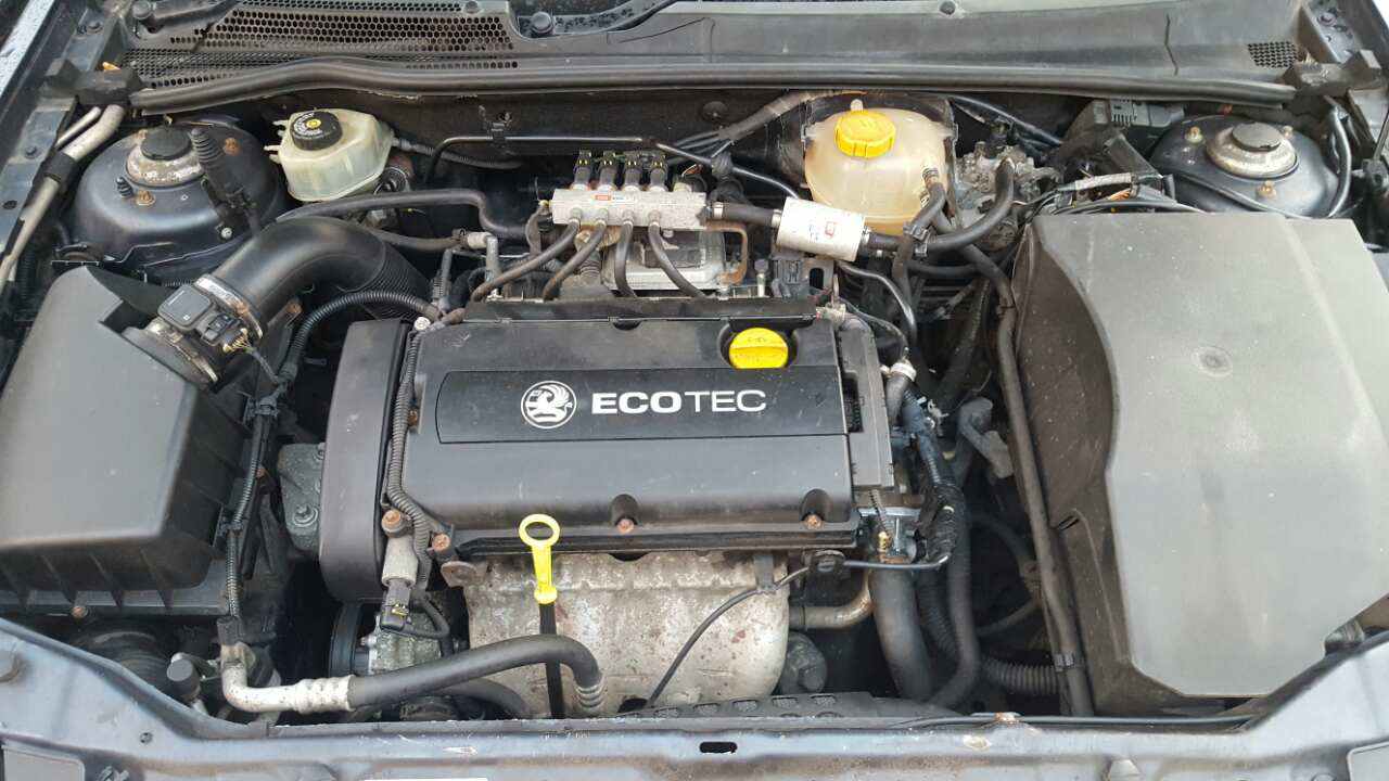 Opel vectra c двигателя. 1,8 Мотор на опеле Вектра. Мотор Опель Вектра 1.2. Opel Vectra c 1.8 под капотом. Опель Вектра с 1.8 XER.