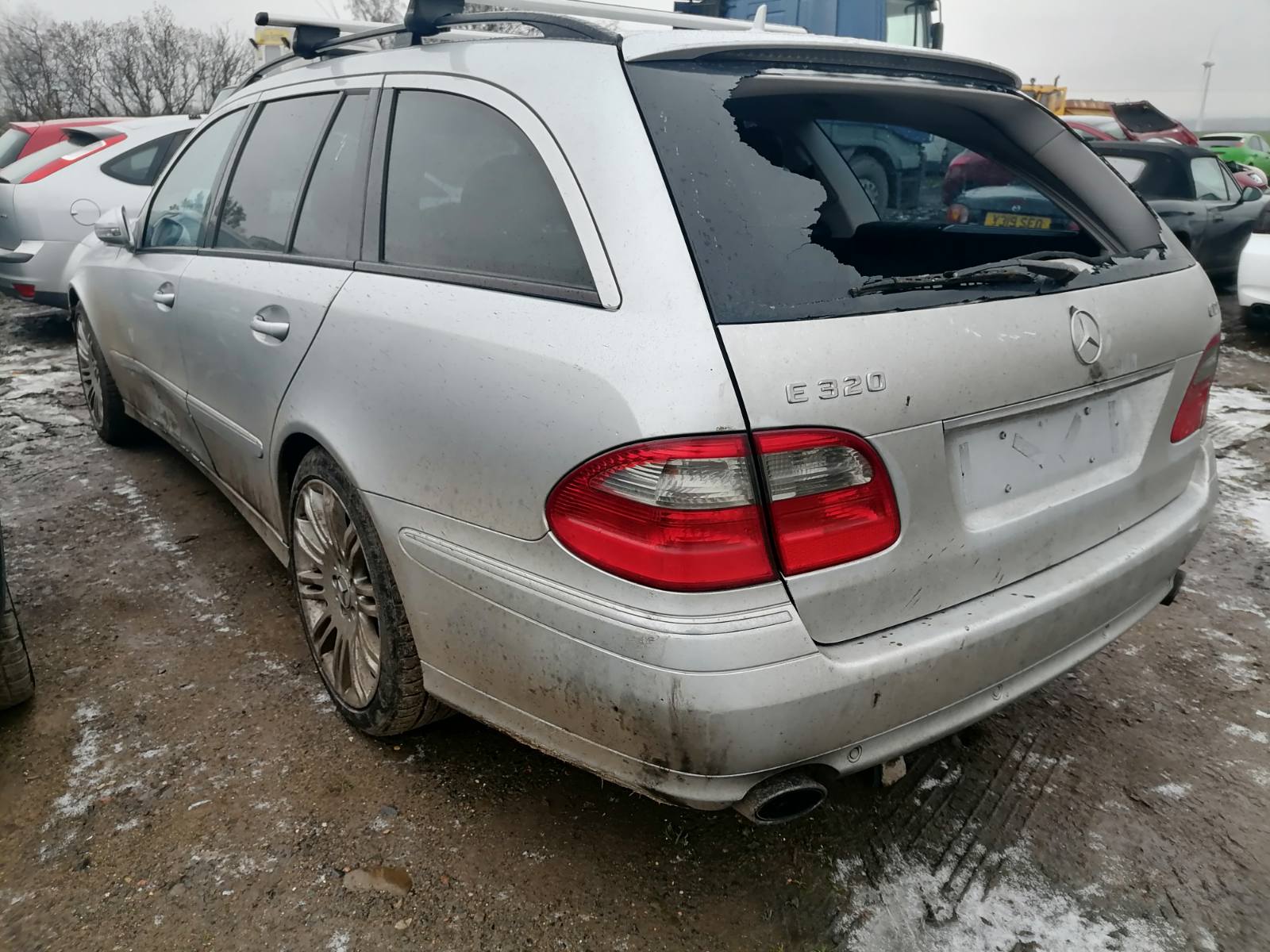 Авторазборка Mercedes E-Class (W211) L6050 купить детали б/у в Санкт- Петербурге