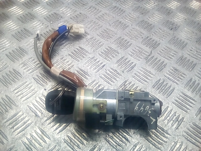 

Замок зажигания Subaru Impreza 2, Impreza 2