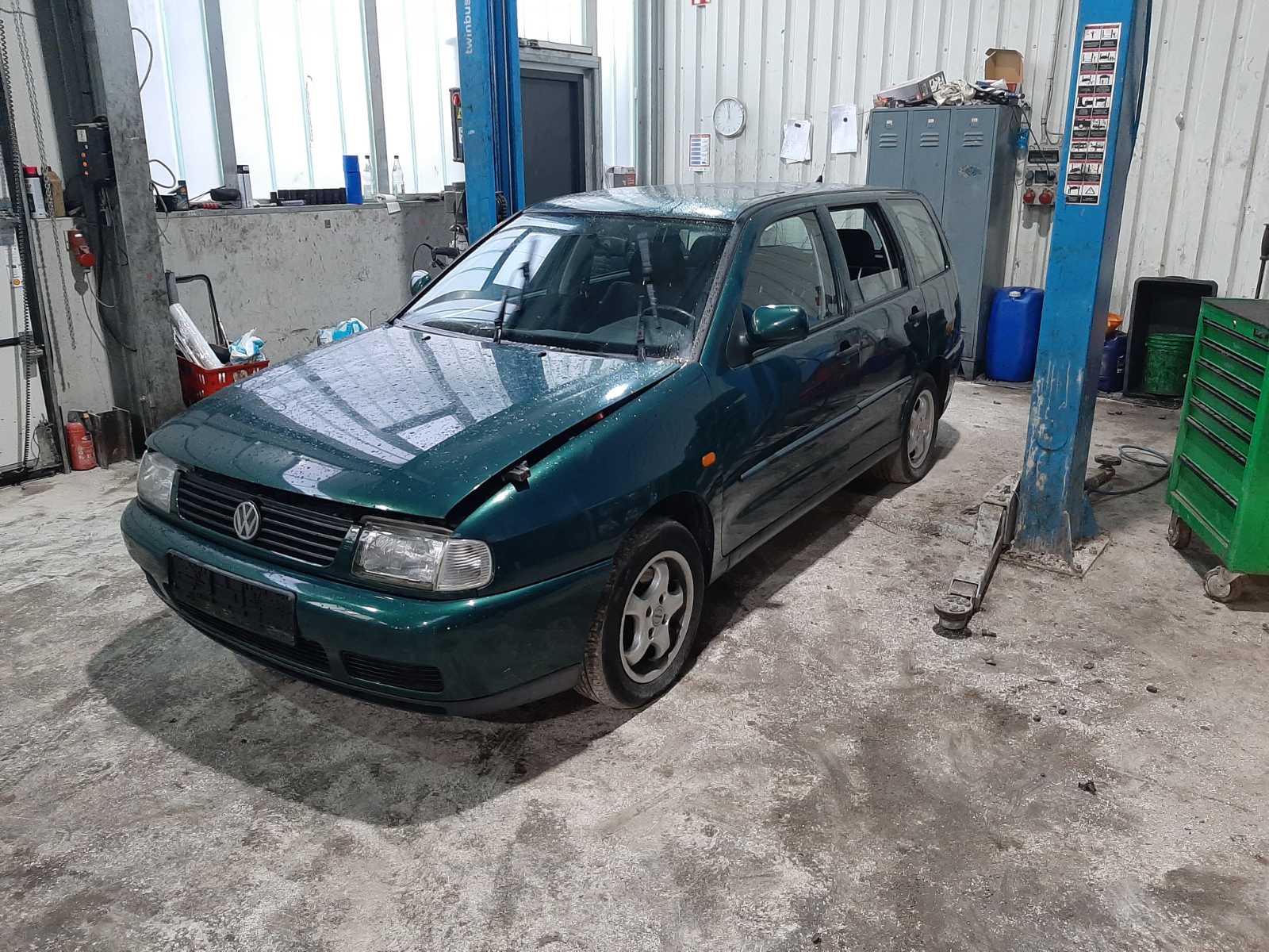 Авторазборка Volkswagen Polo 3 T695 купить детали б/у в Ростове-на-дону