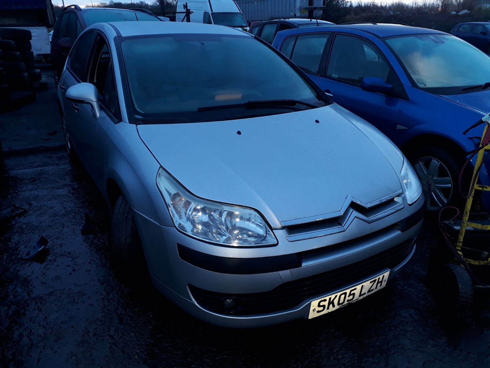 Разборка citroen. Разборка citroen. Разбирает кто ситроен. Разборка citroen. Авторазборка ситроен.