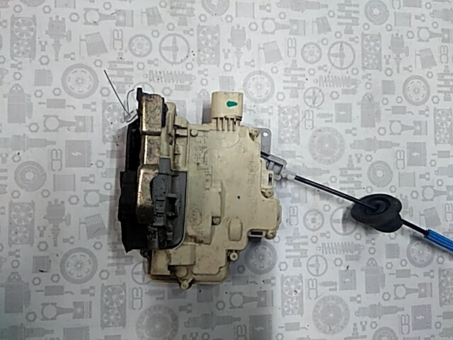 

Замок двери передней левой Audi A4 B8, A4 B8