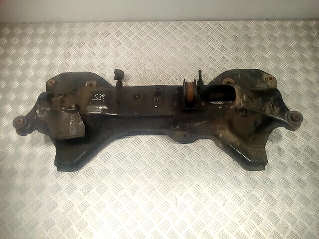

Балка передняя (подрамник) Mitsubishi Galant 8, Galant 8
