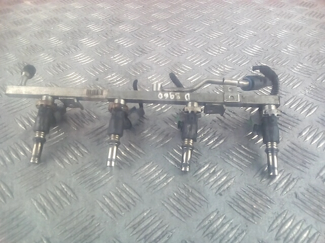 

Рампа топливная Opel Zafira B, Zafira B