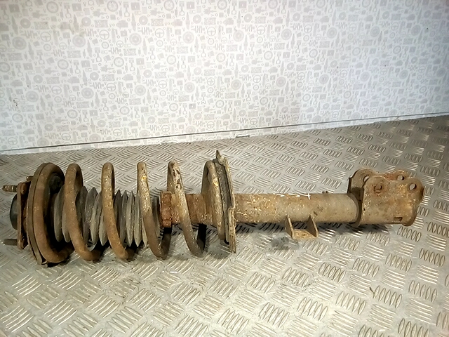 

Стойка амортизатора переднего правого Ford Escape (1N2), Escape (1N2)