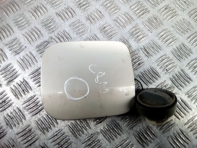

Лючок бензобака Toyota Rav4 2, Rav4 2