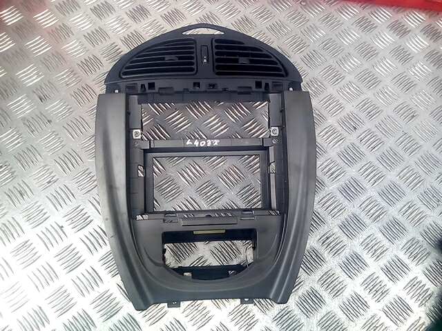 

Рамка под магнитолу Citroen C5 1, C5 1