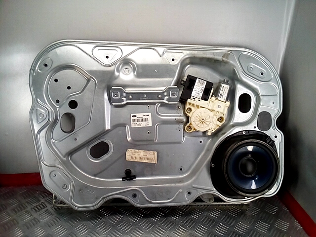 

Стеклоподъемник электрический двери передней левой Ford Focus 2, Focus 2