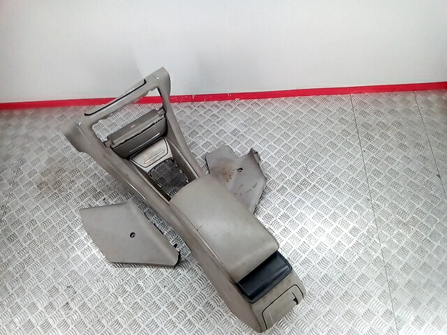 

Подлокотник Citroen C5 2, C5 2