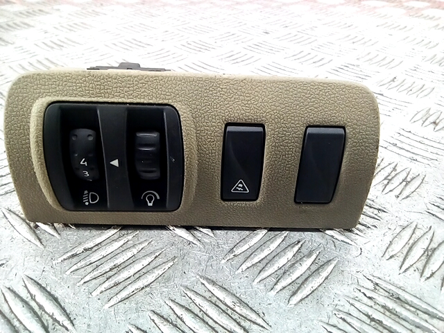 

Кнопка корректора фар Renault Scenic 3, Scenic 3