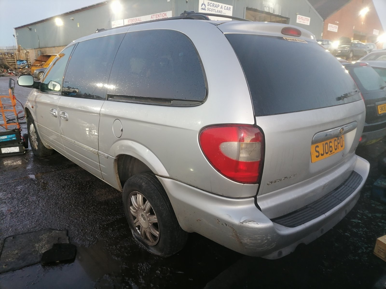 Авторазборка Chrysler Voyager 4 R1005 купить детали б/у в России