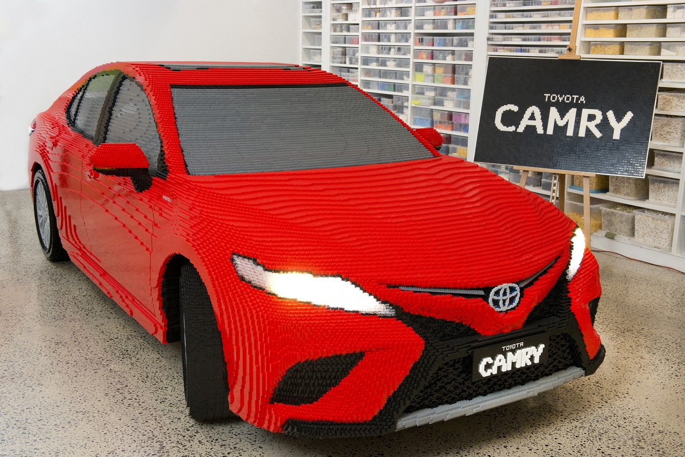 В Австралии построили Toyota Camry из Lego