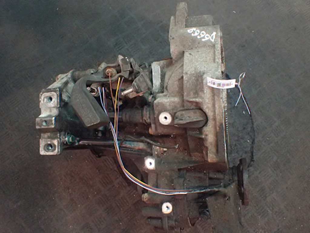 КПП 5ст (механическая коробка) Volkswagen Beetle 2 1998-2010
