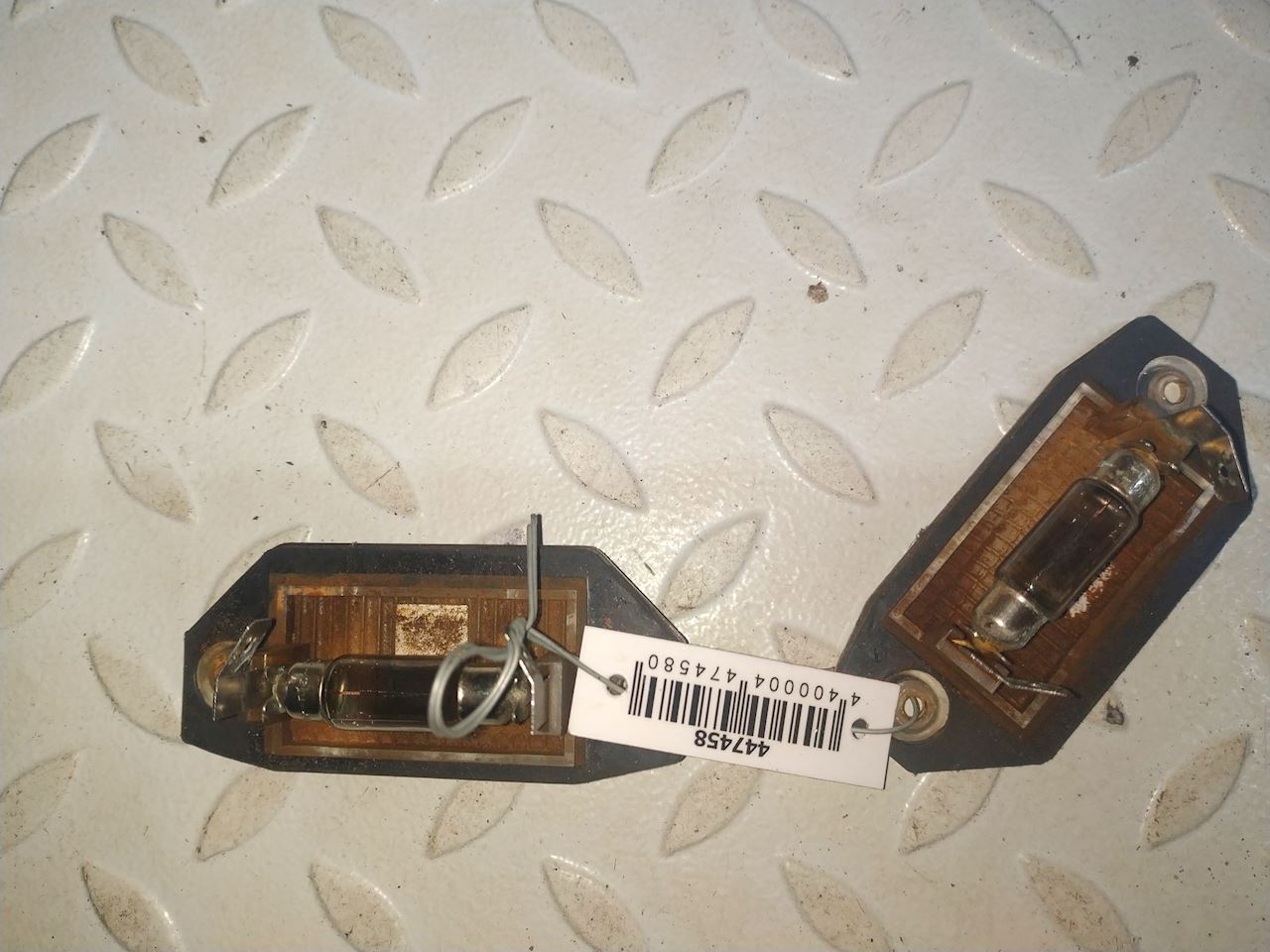 

Подсветка номера Ford Mondeo 3, Mondeo 3
