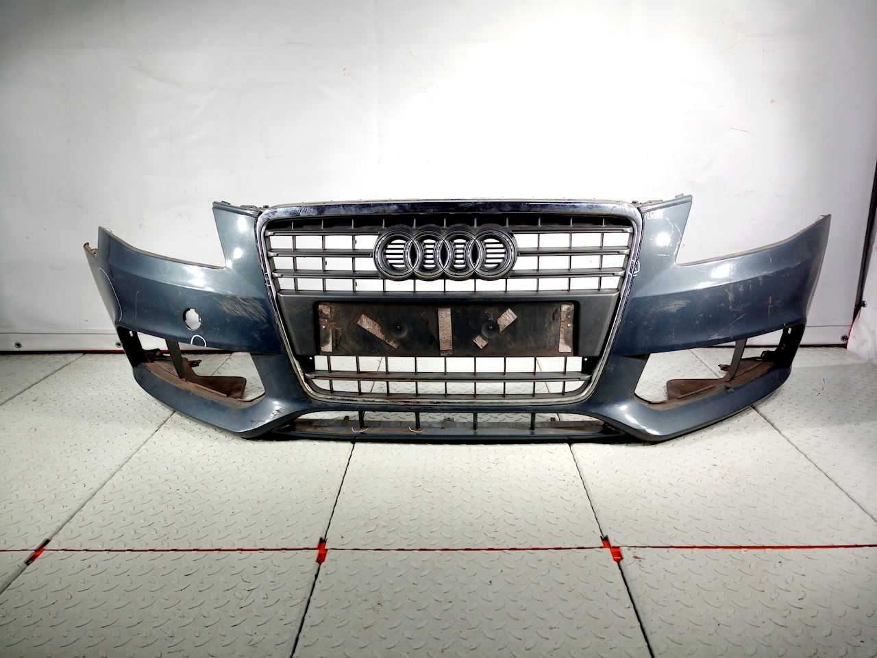 

Бампер передний Audi A4 B8, A4 B8