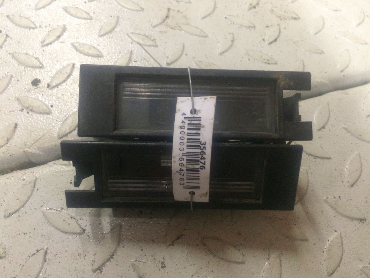 

Подсветка номера Opel Corsa C, Corsa C