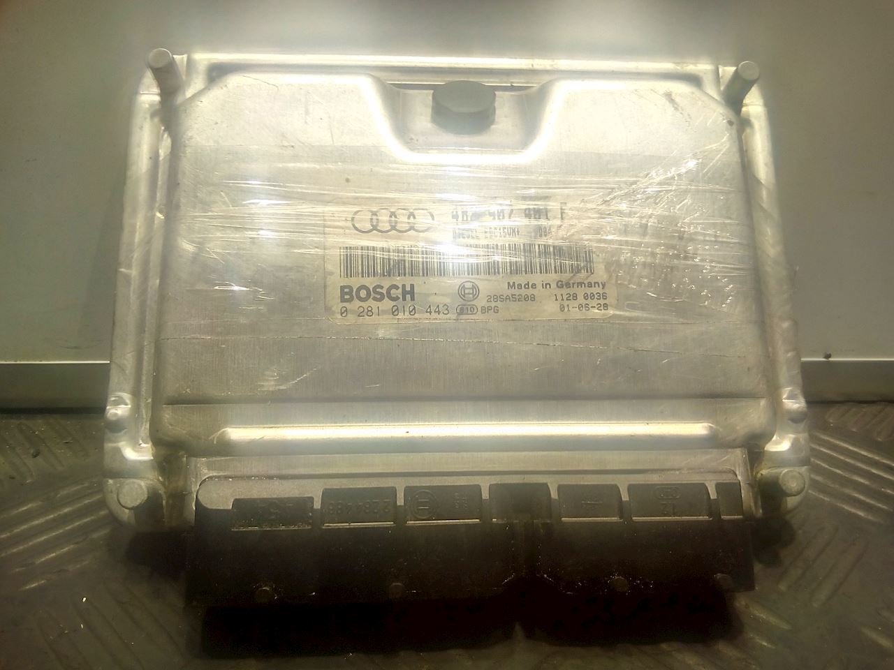 

Блок управления двигателем Audi A6 C5, A6 C5