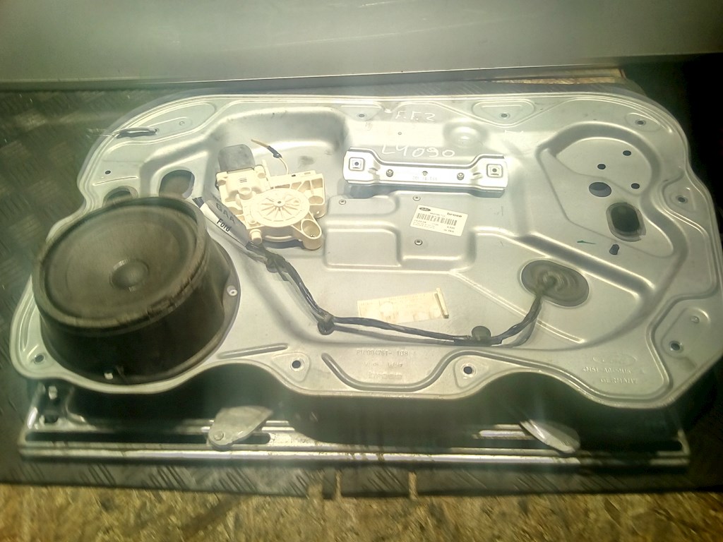 

Стеклоподъемник электрический двери передней правой Ford Focus 2, Focus 2