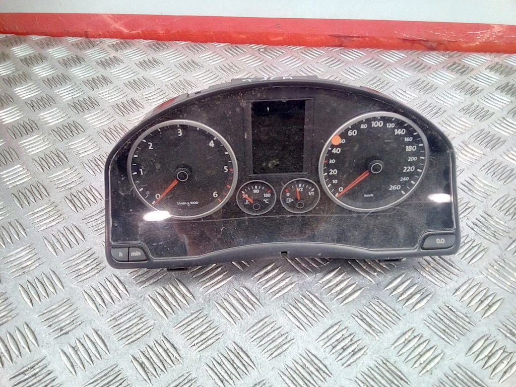 

Панель приборная (щиток приборов) Volkswagen Tiguan (5N1), Tiguan (5N1)