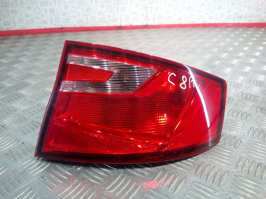 

Фонарь задний правый Seat Toledo 4, Toledo 4