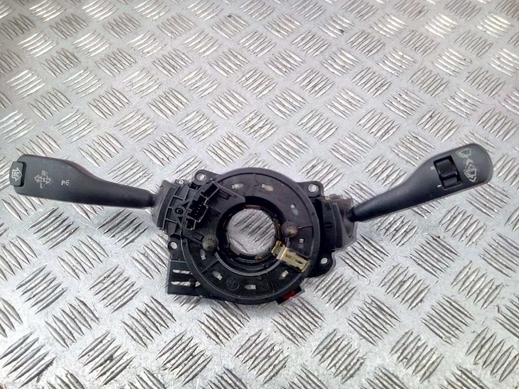

Переключатель поворотов и дворников (стрекоза) BMW 3 Series (E46), 3 Series (E46)