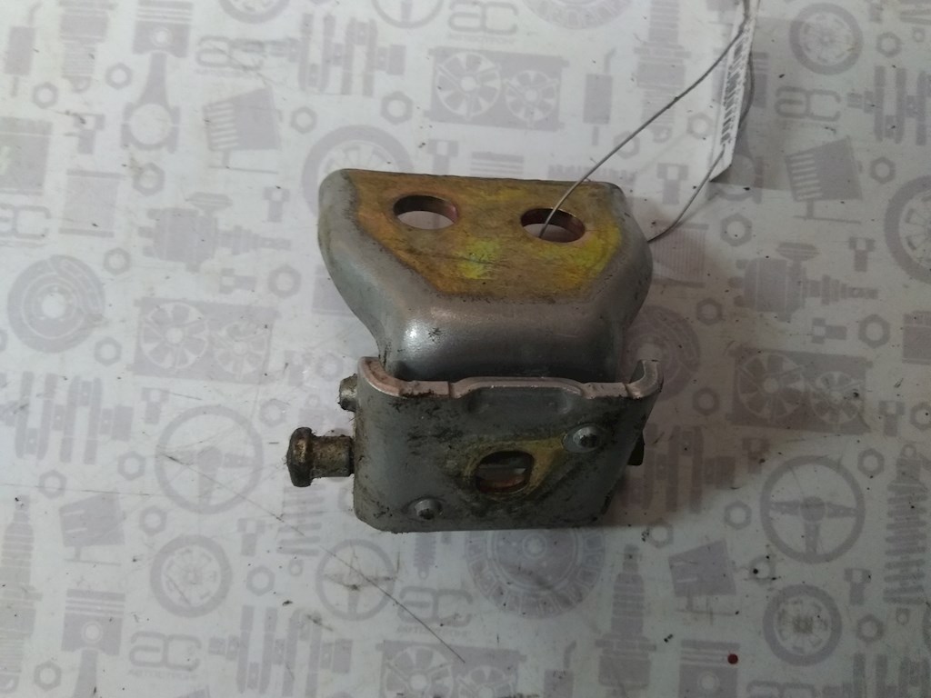 

Петля двери задней правой Peugeot 307, 307