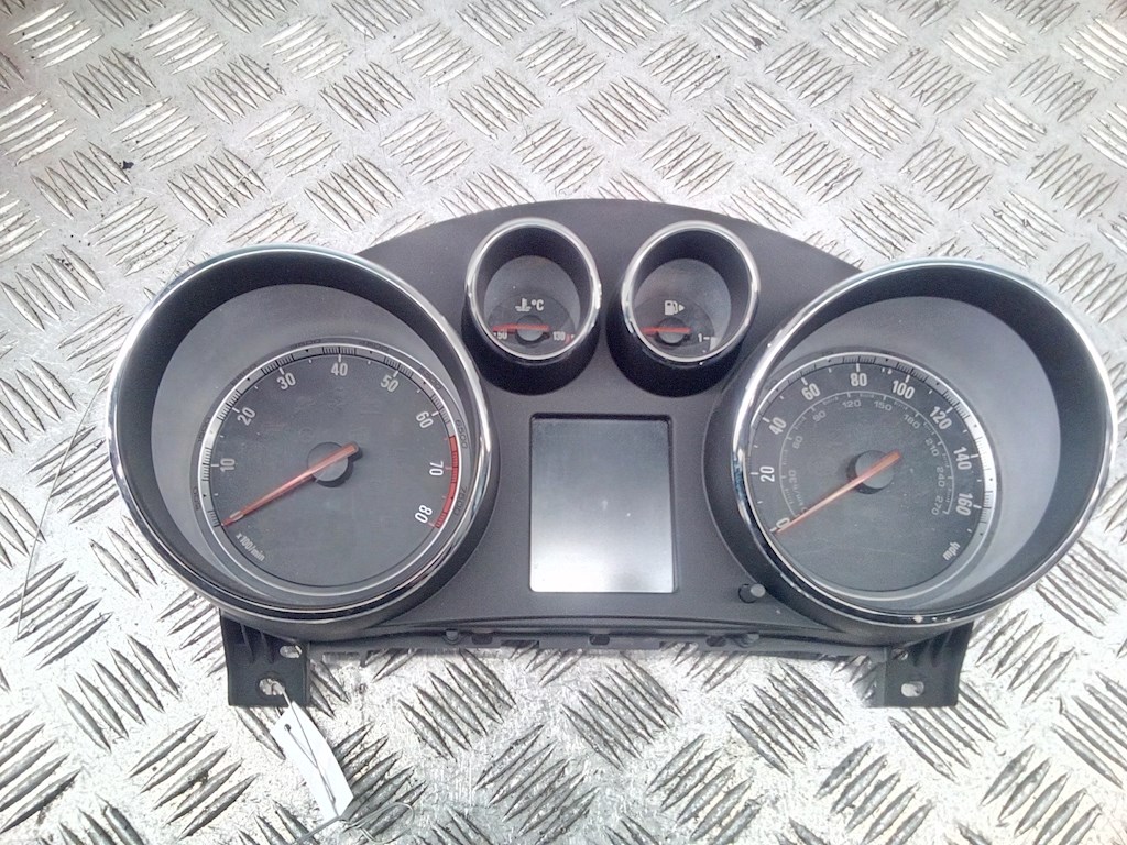 

Панель приборная (щиток приборов) Opel Insignia, Insignia