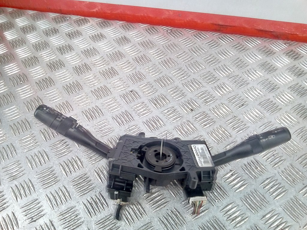 

Переключатель поворотов и дворников (стрекоза) Jeep Grand Cherokee 2, Grand Cherokee 2