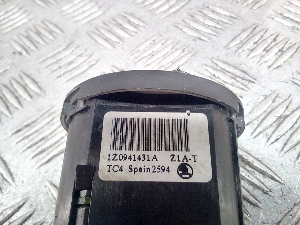

Переключатель света Skoda Octavia 1Z, Octavia 1Z