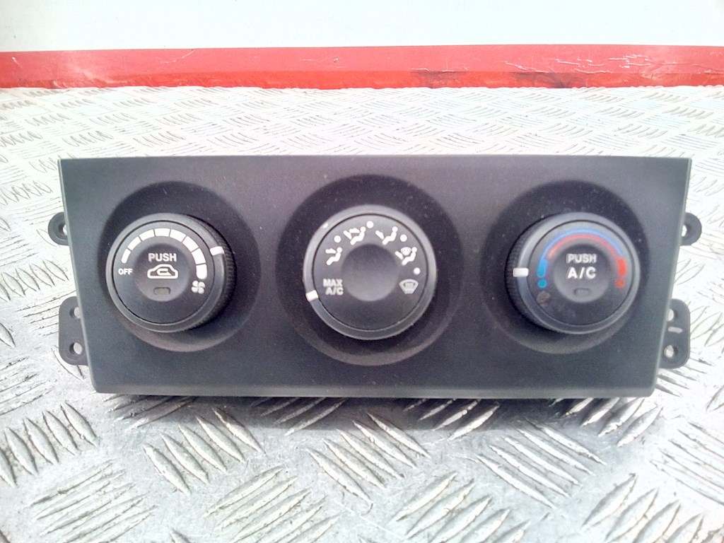 

Переключатель печки Kia Sorento, Sorento