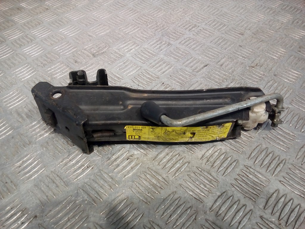 

Домкрат Skoda Fabia, Fabia