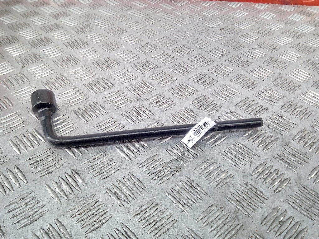 

Ключ баллонный Toyota Rav4 2, Rav4 2