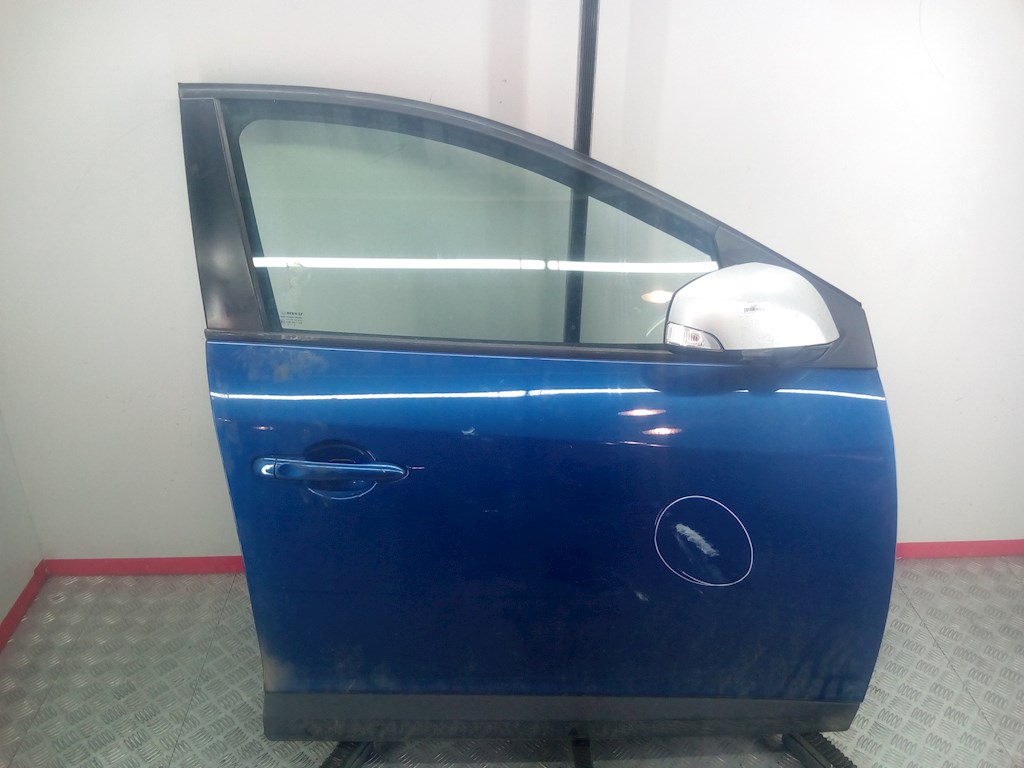 

Дверь передняя правая Renault Megane 3, Megane 3