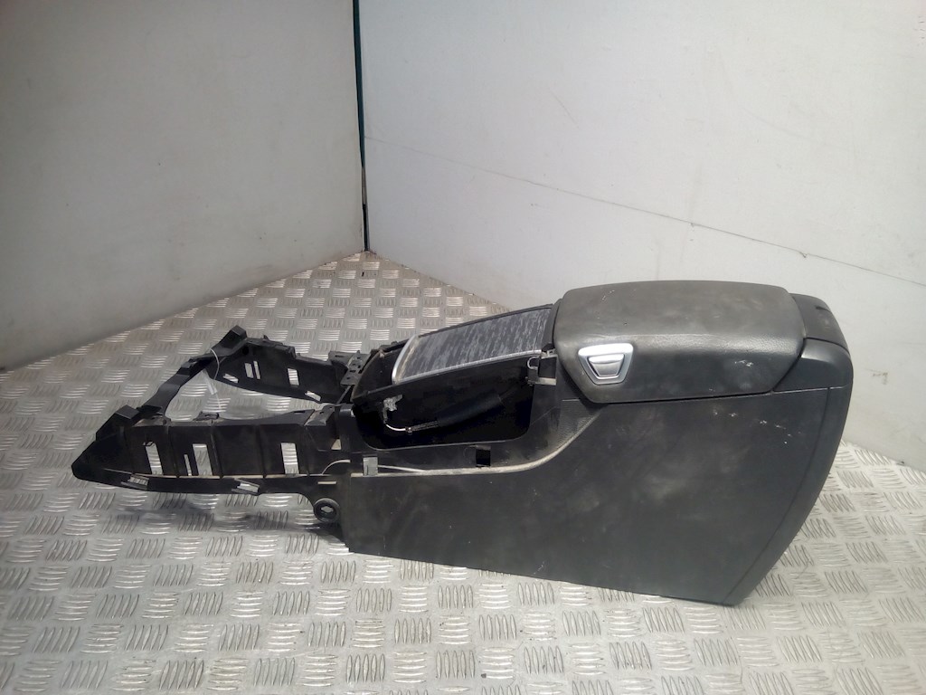 

Подлокотник Volvo S70 V70 2, S70 V70 2
