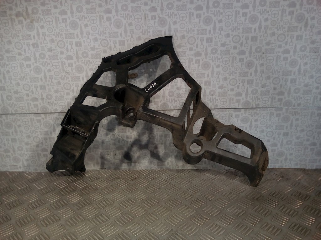 

Кронштейн (крепление) заднего бампера правый Renault Megane 3, Megane 3