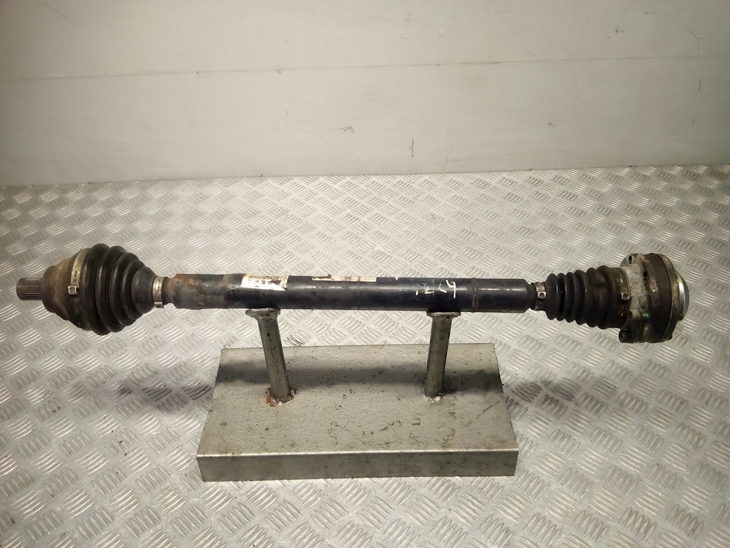 

Полуось передняя правая (приводной вал шрус) Volkswagen Passat 6, Passat 6