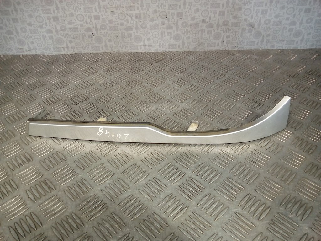 

Накладка под фару левую (ресничка) BMW 3 Series (E46), 3 Series (E46)
