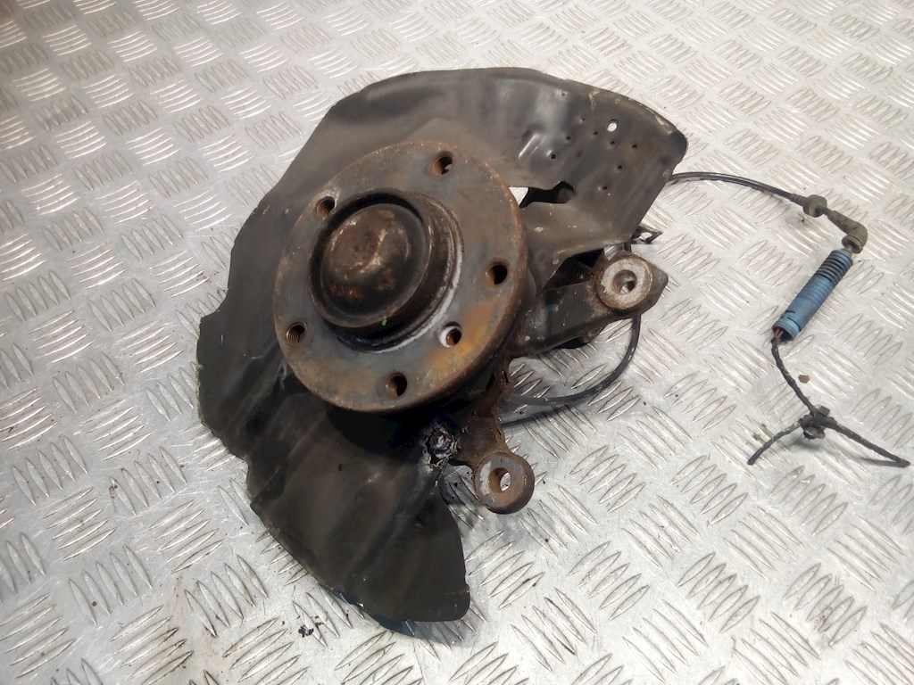 

Ступица (кулак цапфа) передняя левая BMW 3 Series (E46), 3 Series (E46)