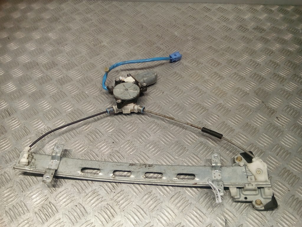 

Стеклоподъемник электрический двери передней правой Honda Civic 7, Civic 7