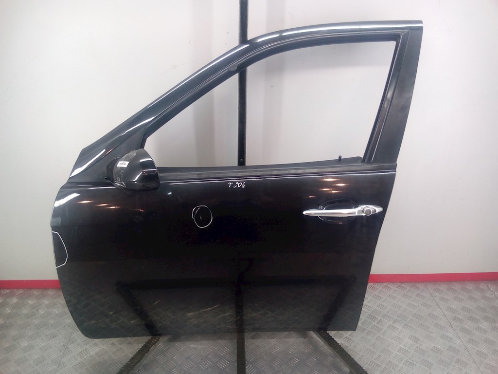 

Дверь передняя левая Alfa Romeo 156, 156