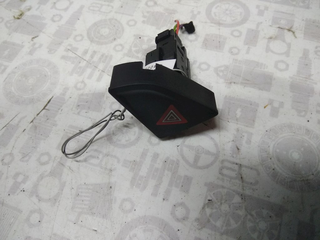 

Кнопка аварийки Citroen C5 2, C5 2