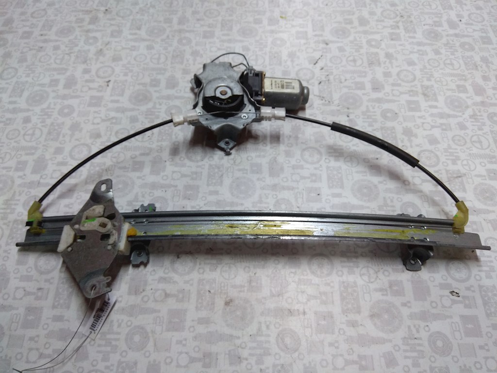 

Стеклоподъемник электрический двери передней левой Nissan Almera N16, Almera N16