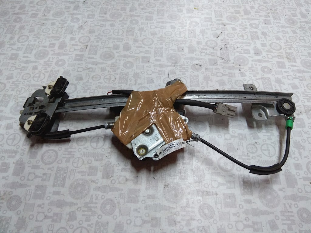 

Стеклоподъемник электрический двери передней правой Honda Accord 6, Accord 6