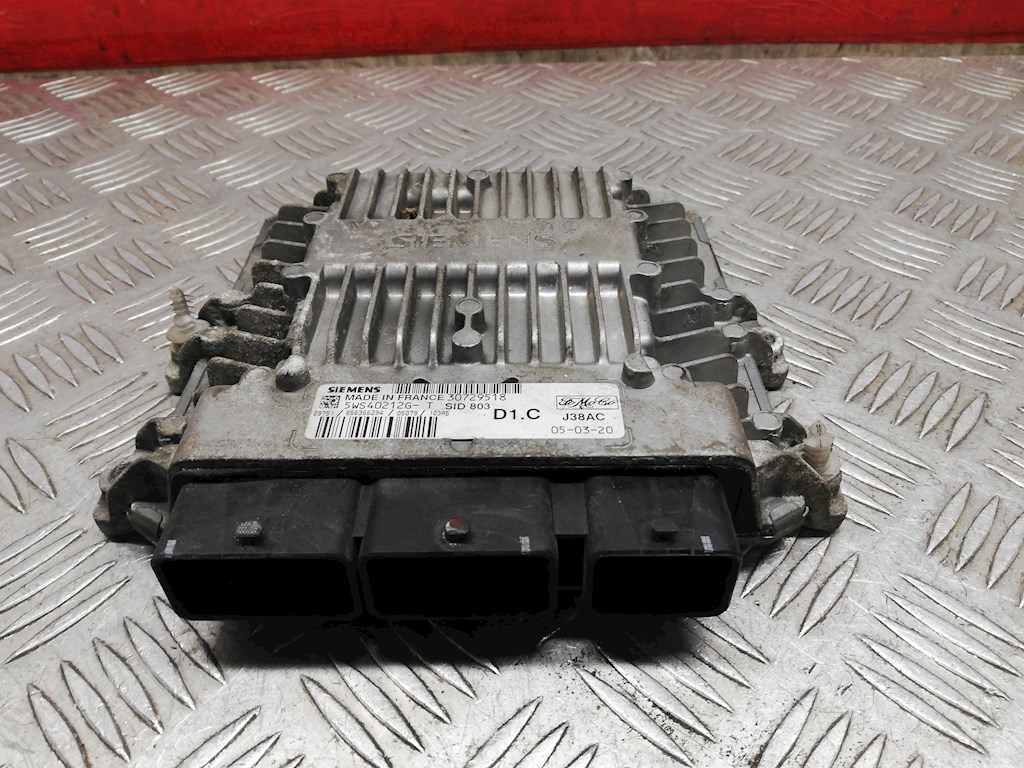 

Блок управления двигателем Volvo V50, V50