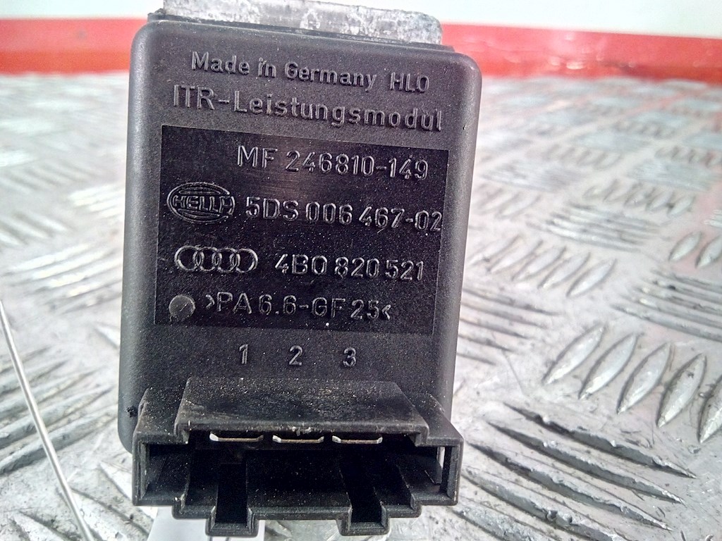 

Резистор (сопротивление) печки Audi A6 C5, A6 C5