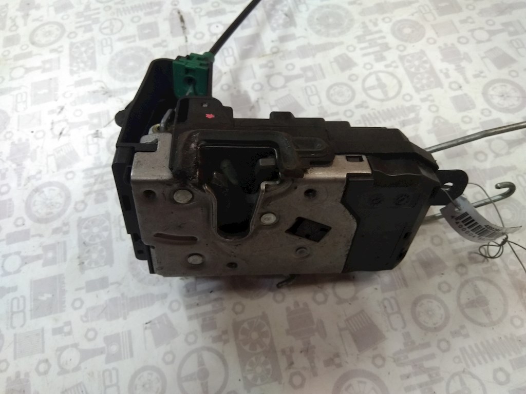 

Замок двери передней правой Opel Astra H, Astra H