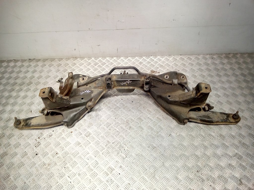 

Балка передняя (подрамник) Mitsubishi Carisma, Carisma