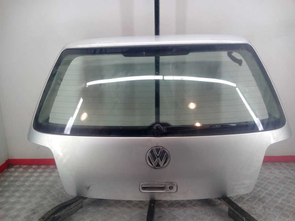 

Крышка (дверь) багажника Volkswagen Golf 4, Golf 4