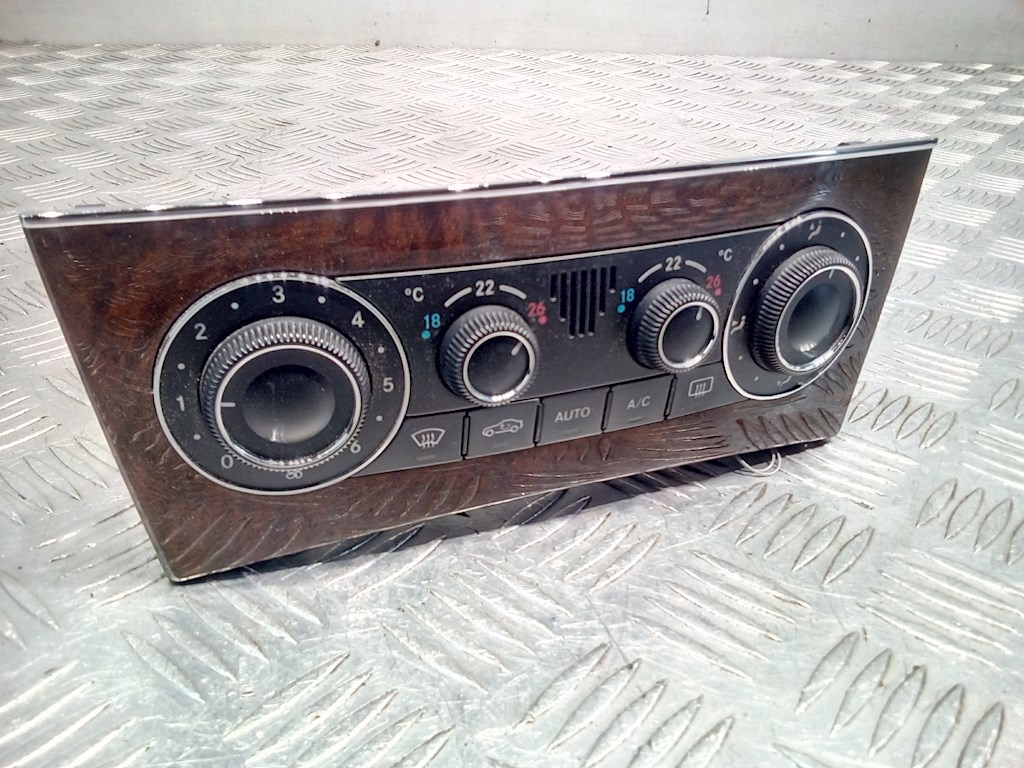 

Переключатель печки Mercedes W203 (C Class), W203 (C Class)