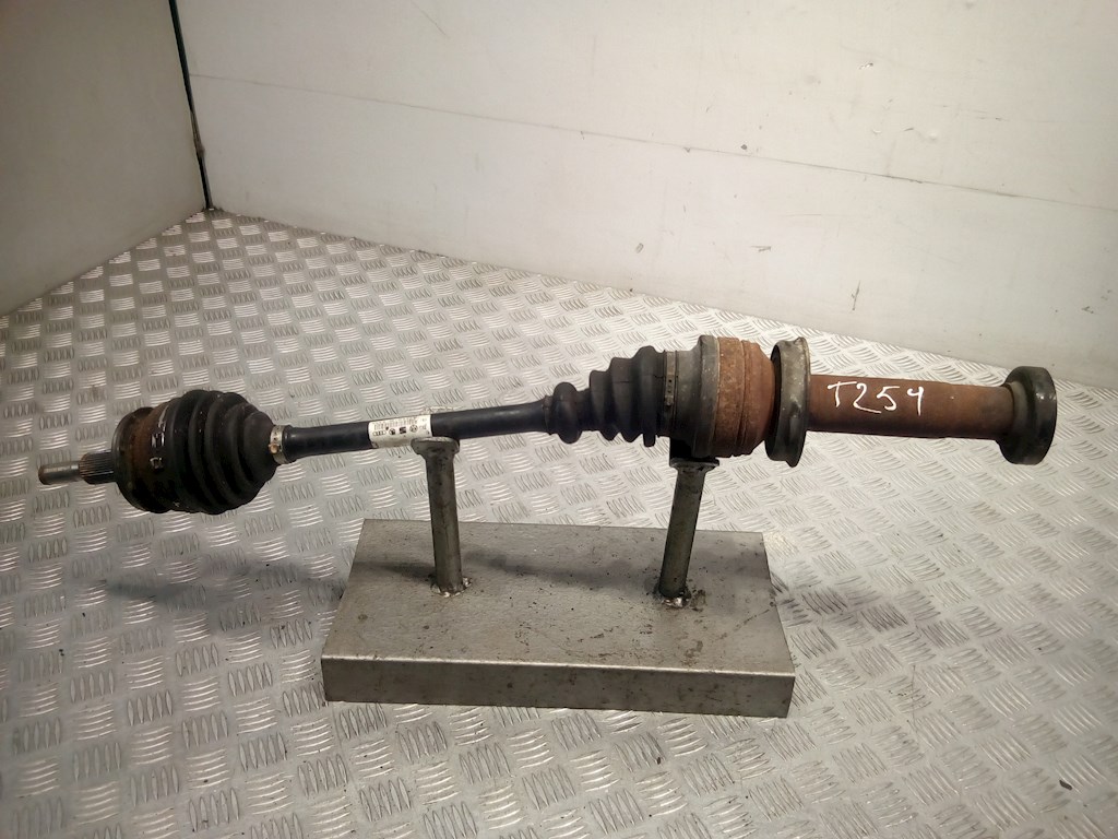 

Полуось передняя правая (приводной вал шрус) Volkswagen T5, T5